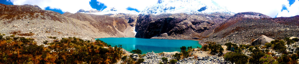 Panoramic of Laguna 69