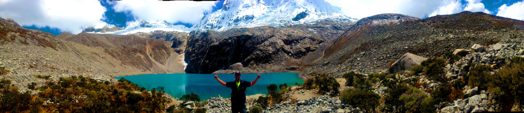 Panoramic of Laguna 69